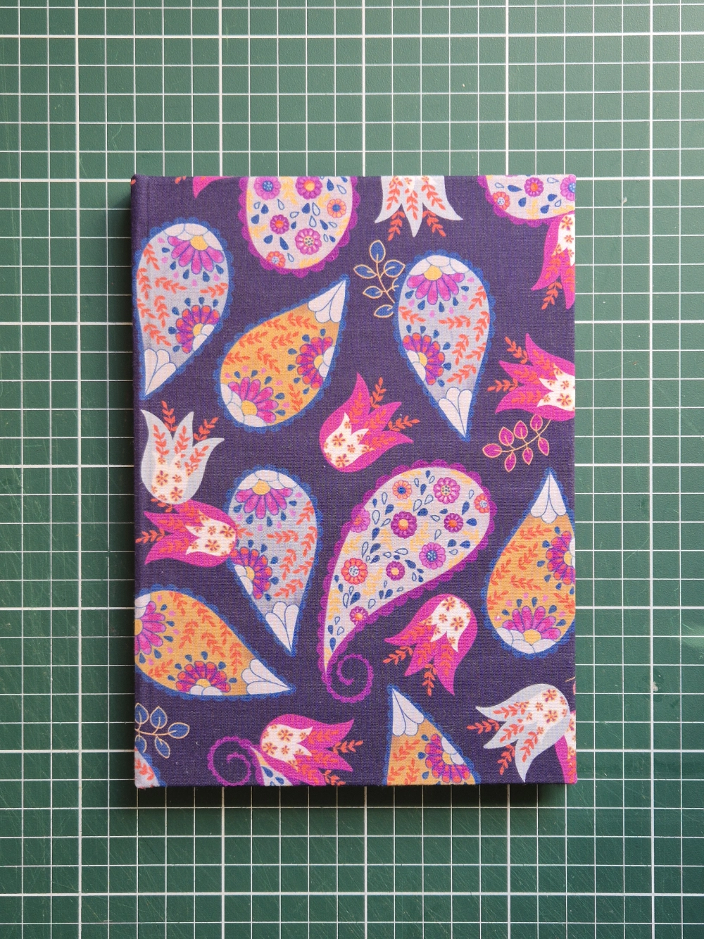Paisley Roxo Floral - Imagem 3