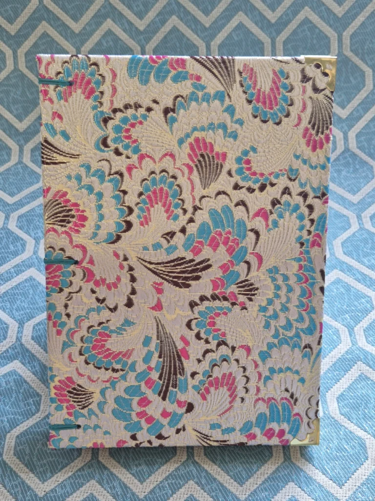 Penas Azul e Rosa