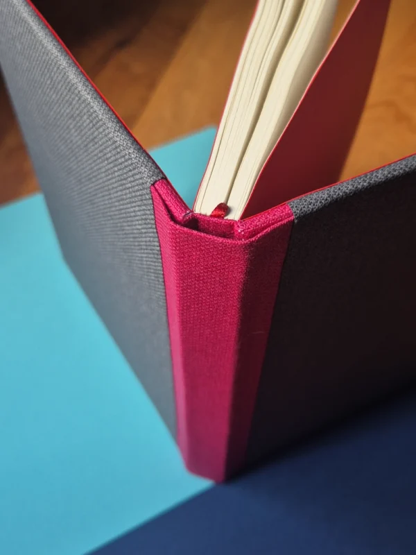Cinéreo · Magenta